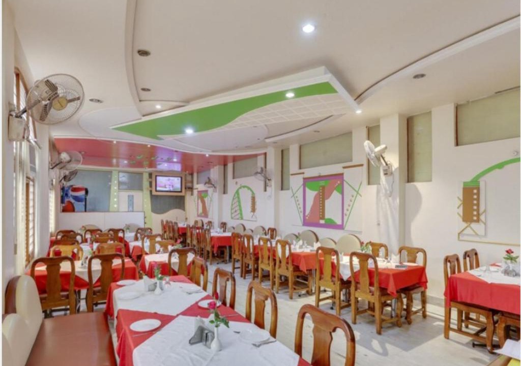 Jhansi Hotel | Hotel Yatrik