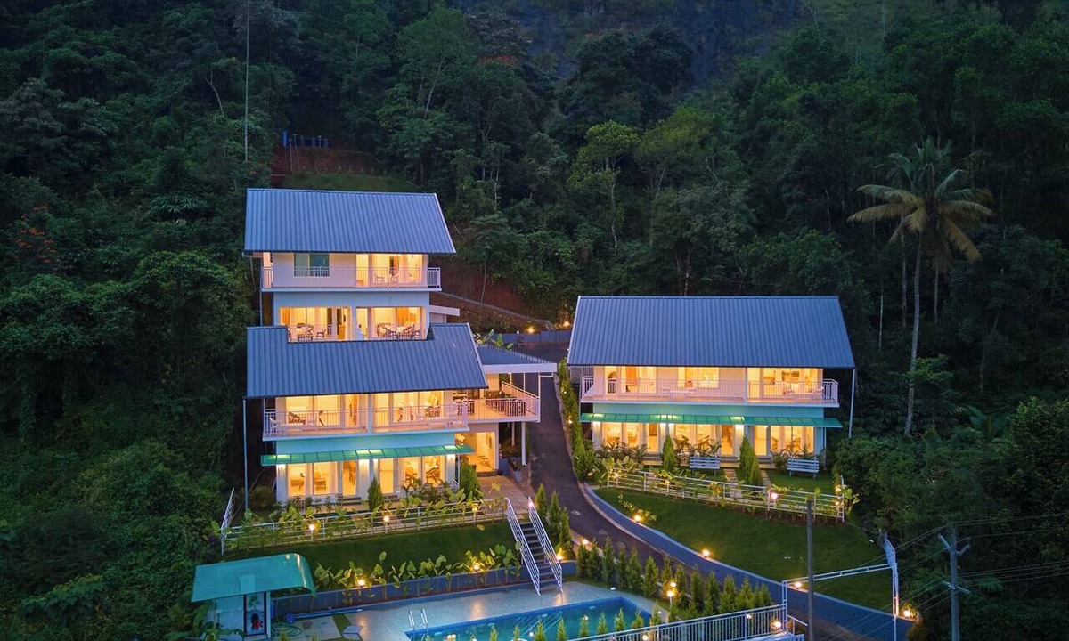 Devikolam Resort | Ice Mist Resort Munnar by VOYE HOMES