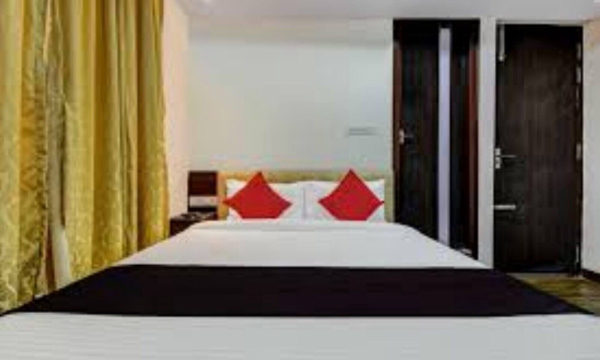 RR Nagar Bed & Breakfast | It is a corporate like property. Many IT companies are within 0.3km only.