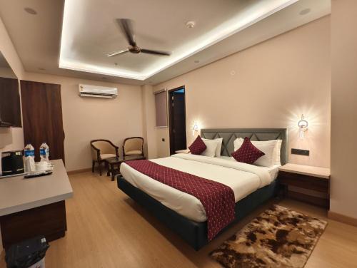 Sector D Hotel | Jakk Residency, ILBS Hospital