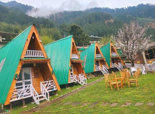 New Manali Ski Chalet | Kaira huts nature's hug