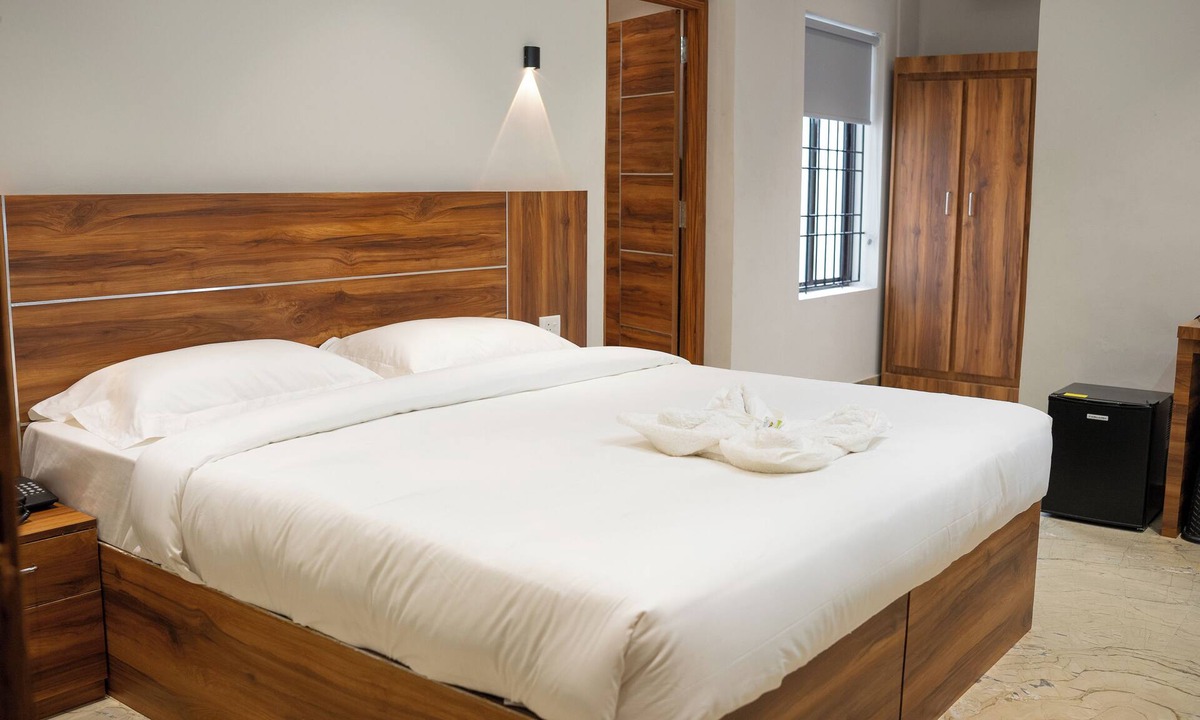 Thalassery Hotel | Kanak Residency Thalassary