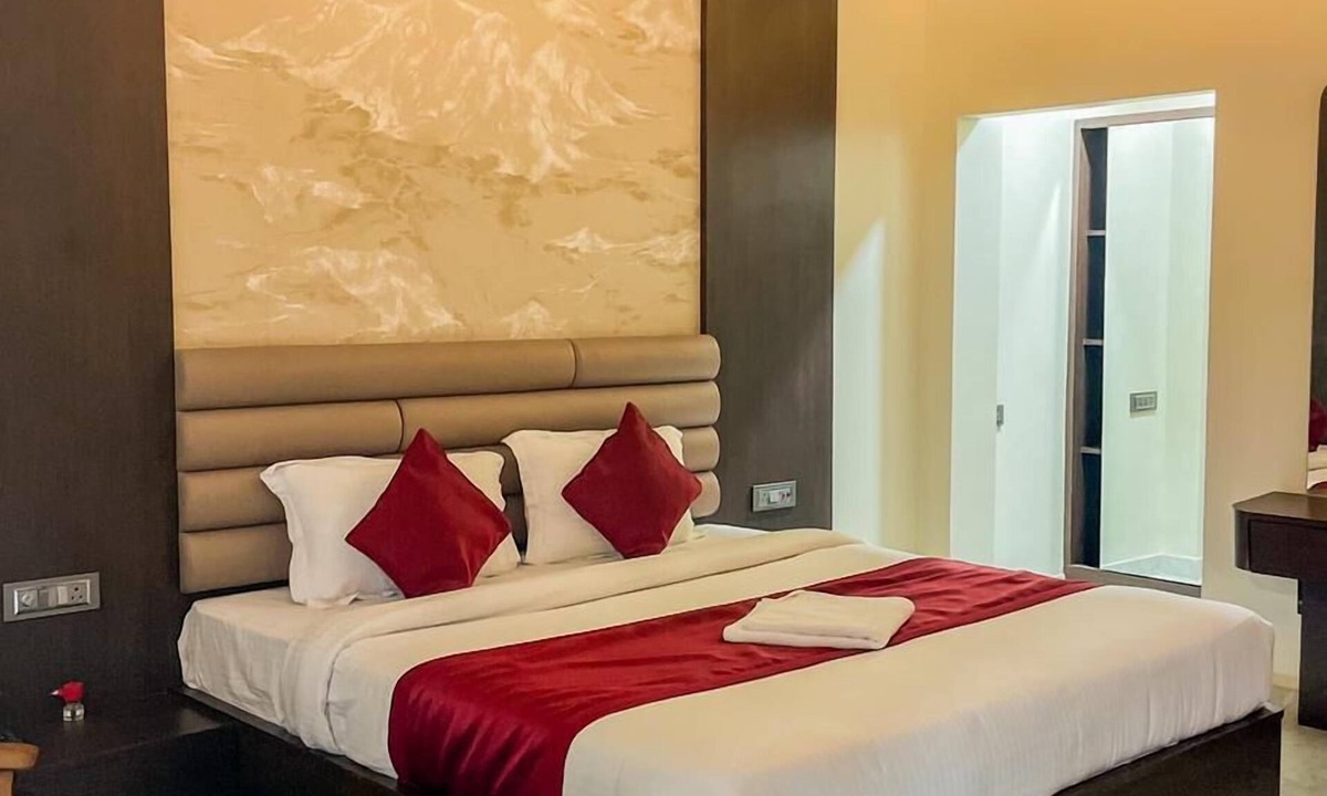Sualkuchi Hotel | Kumar Green Resort