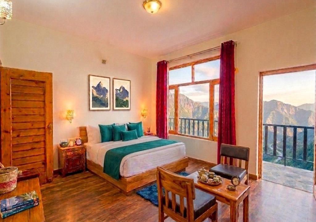 Kanatal Hotel | LA Riqueza Kanatal - Himalayan View Rooms - Parking on Site - Close to Surkanda Devi Temple & Jungle Safari