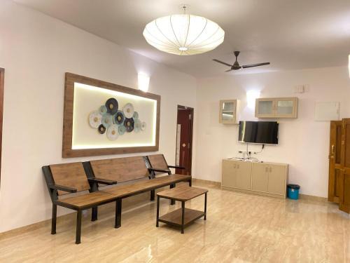 Annamalai Nagar Hotel | La Tamara Luxury - TIE Hotels