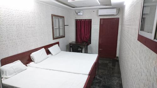 Nagercoil Hotel | lawrence lodge