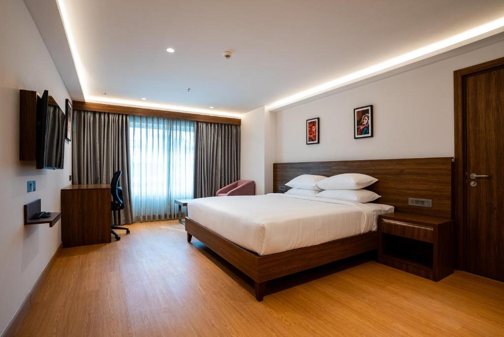 East Nada Hotel | Lilac Hotel Guruvayur