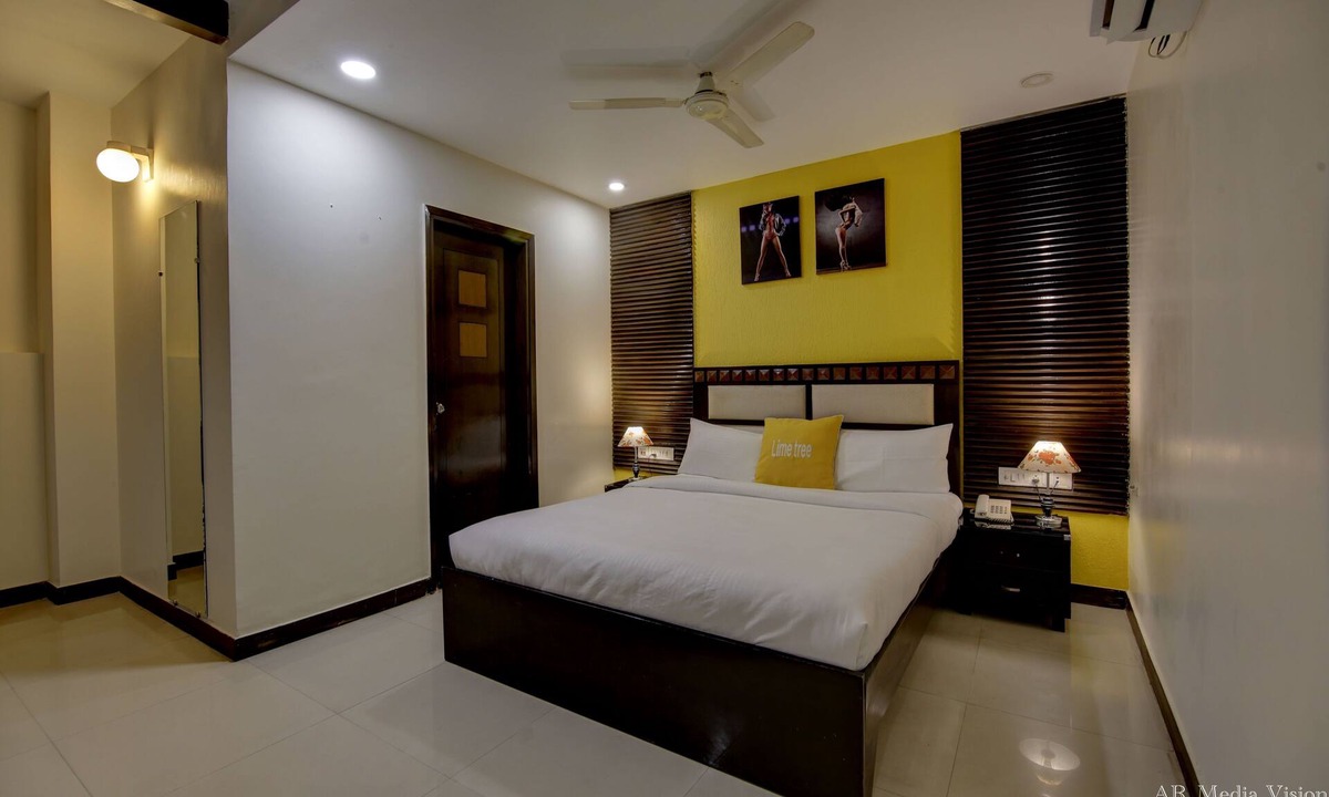 Greater Kailash Hotel | Lime Tree Hotel Greater Kailash
