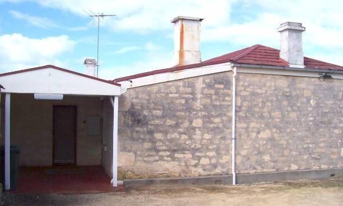 Naracoorte House | Limestone View B&B Naracoorte