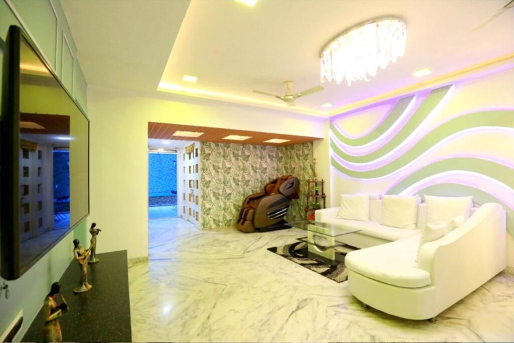 Kandivali East Villa | Luxurious 4 Bedroom Private Pool Villa at Kandivali East, Mumbai