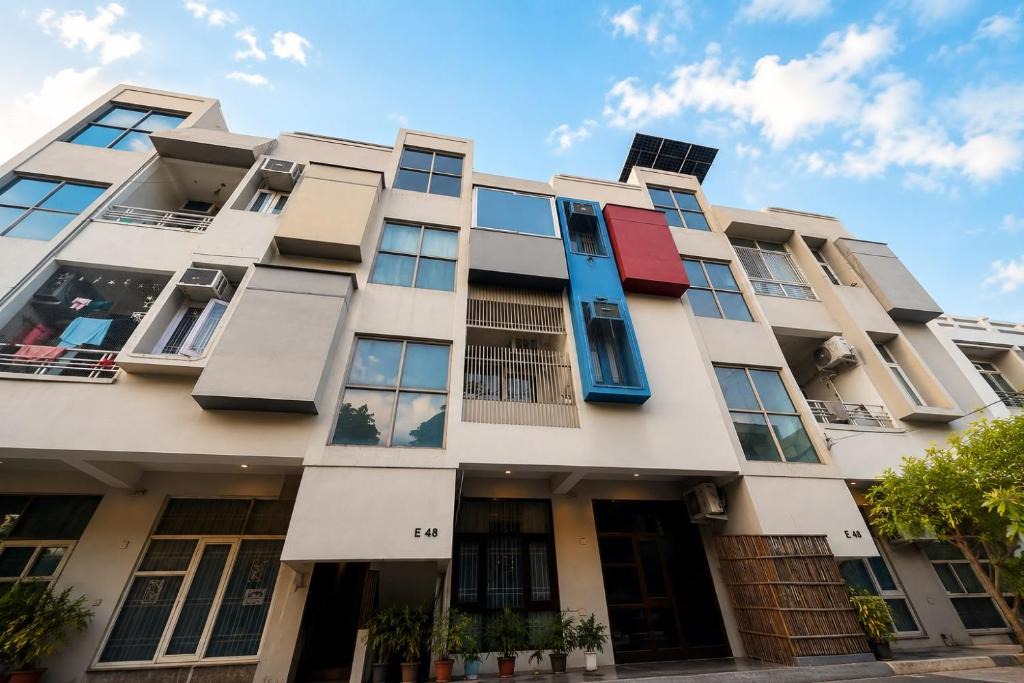Malviya Nagar Apartment | Luxury 2BHK Near WTP, GT Mall & Patrika Gate