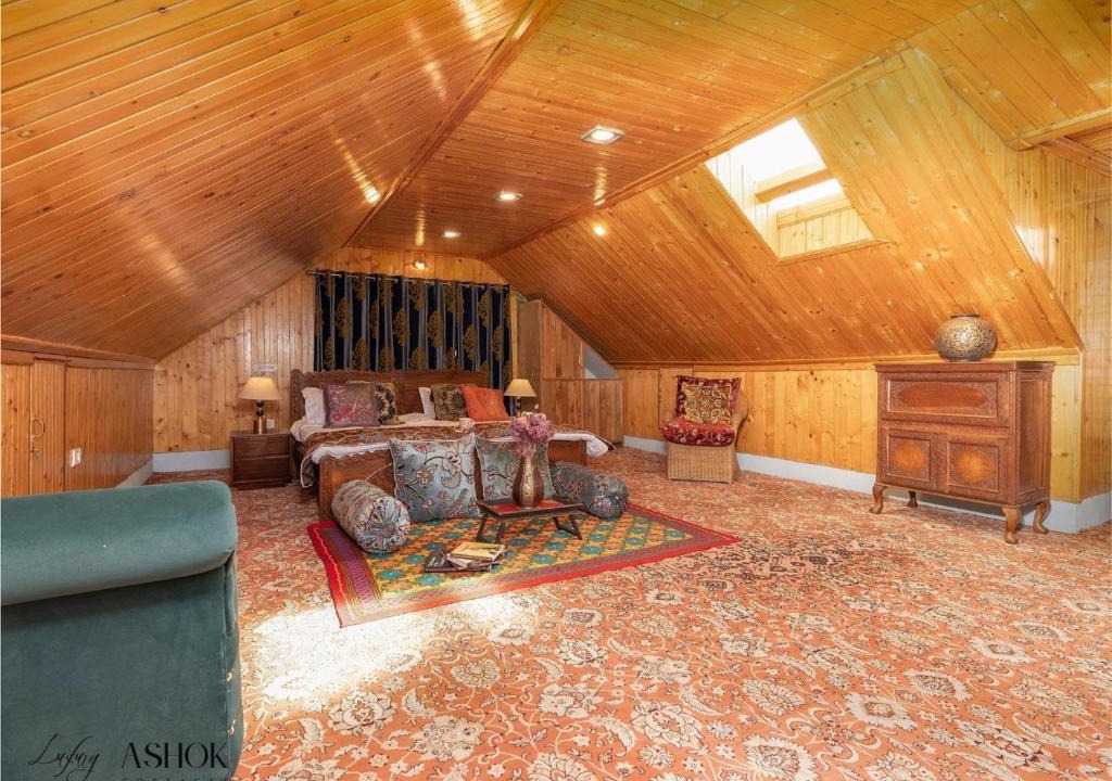 Nishat-Shalimar House | Luxury Ashok Cottage