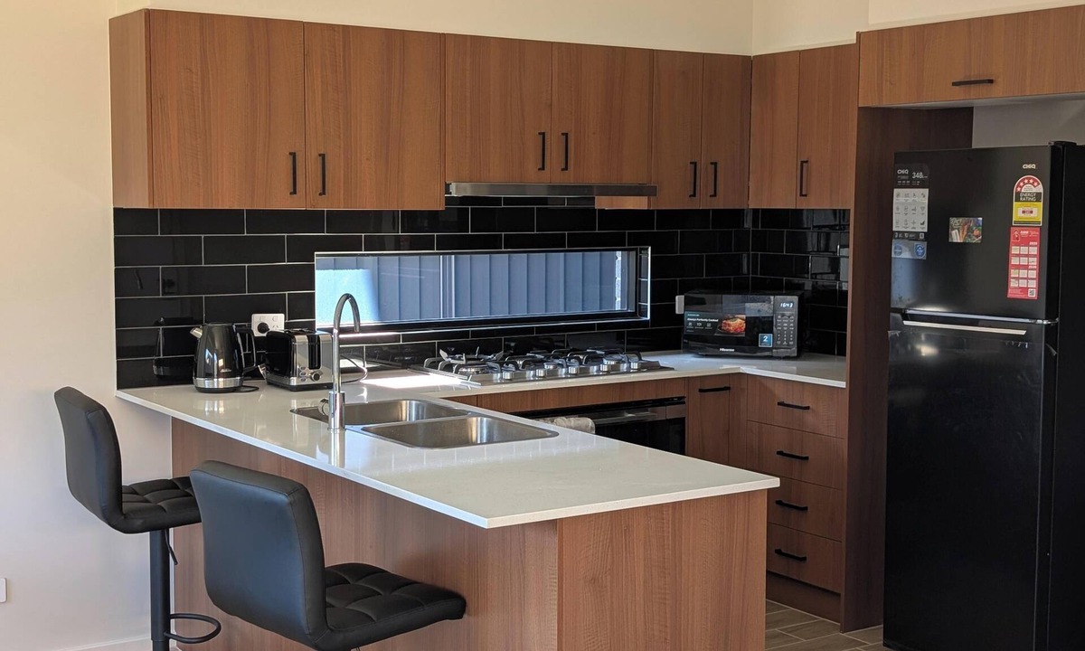 Austral House | Marvel New Home in Austral - 2 Bed + Work/Study + Yoga Room!