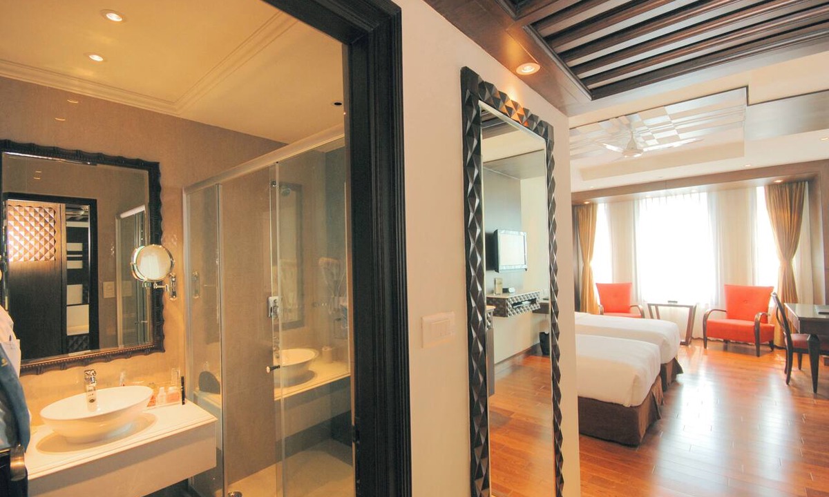 Jayadev Vihar Hotel | MAYFAIR Convention