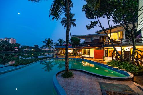 Kumbalam Hotel | Mia Riaan Lake View Resort