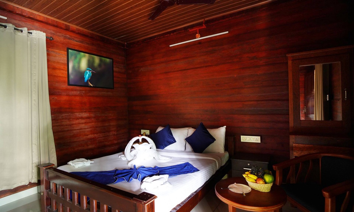 Meppadi Hotel | MISTY MORNING RESORT