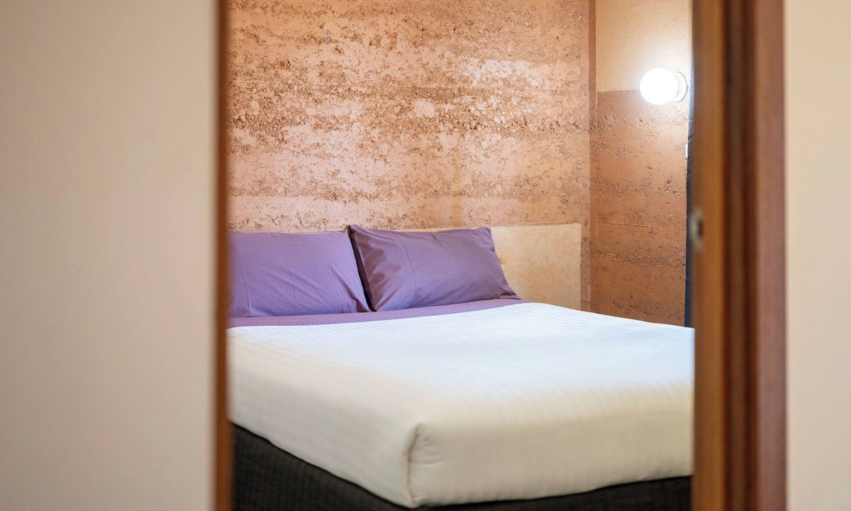 Coober Pedy Hotel | Mud Hut Motel