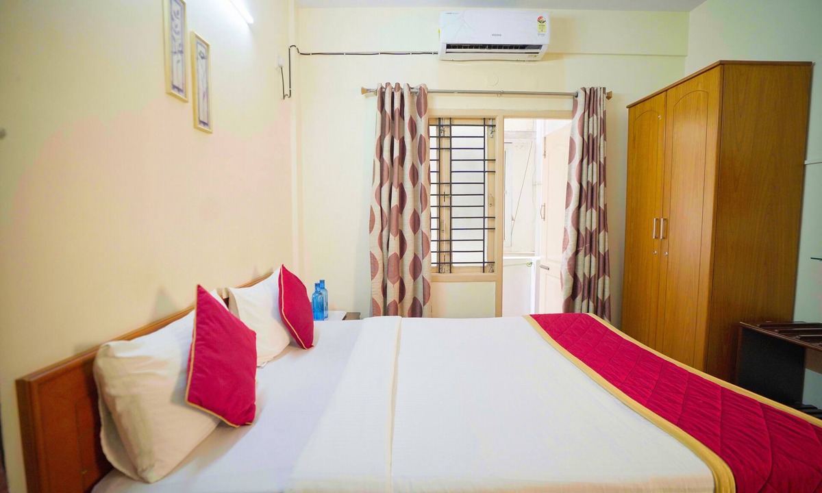 Domlur Hotel | Mystic Felicity Inn