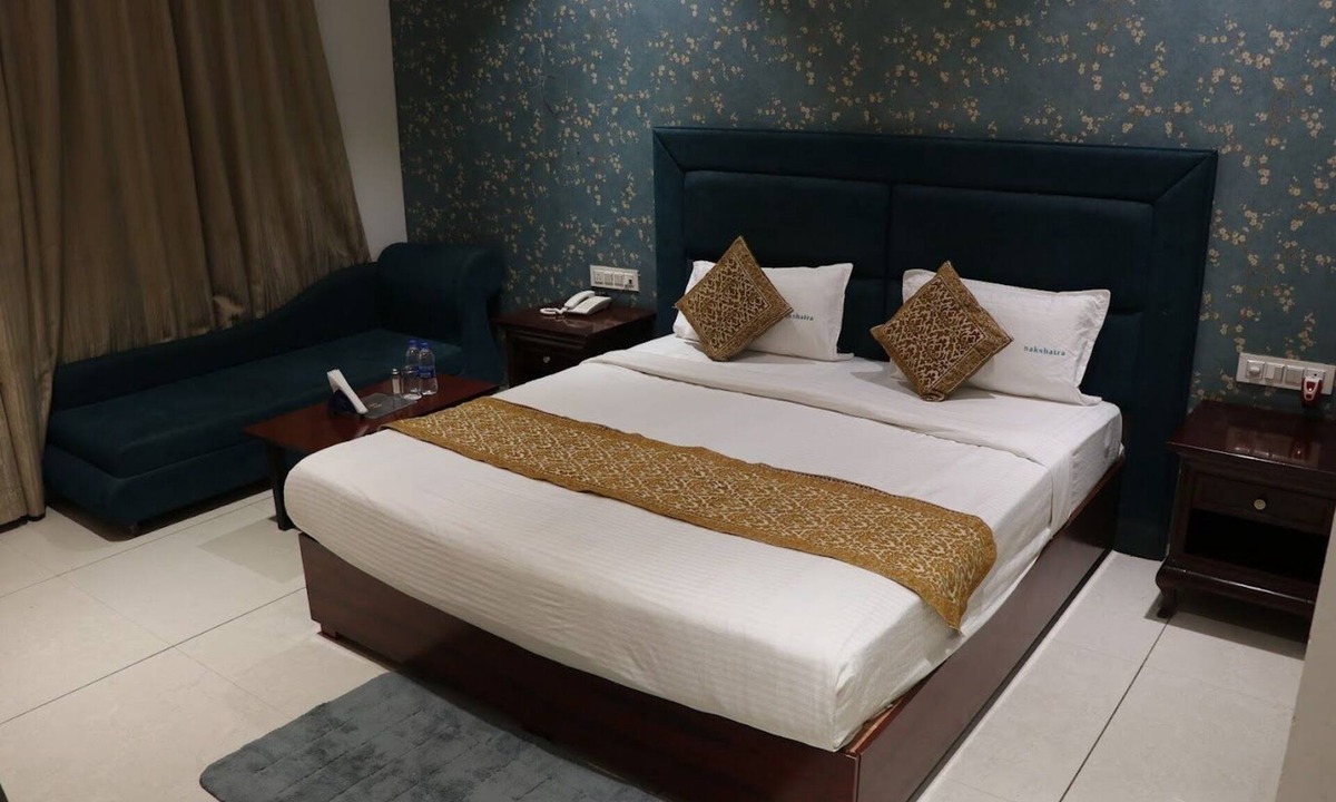 Khargone Hotel | Nakshatra Hotel & Resort in Khargone