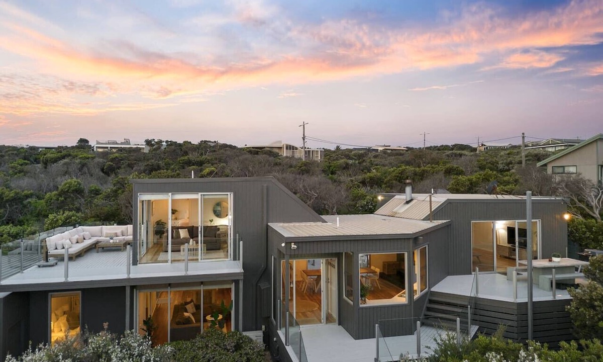 St. Andrews Beach House | Nalu Retreat Spacious Coastal Beach House