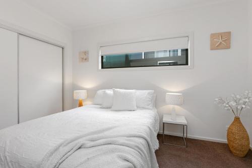 Apollo Bay House | OCEAN SOUNDS - Central Family home for 11