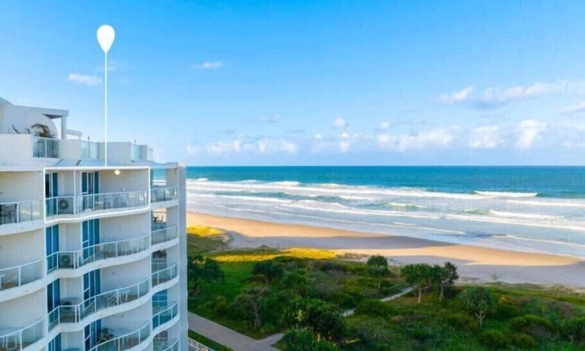 Palm Beach Apartment | Oceanfront paradise in the heart of Palm Beach!
