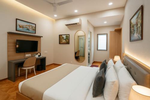Green Park Bed & Breakfast | OPUS By Hotel Shiv - Green Park