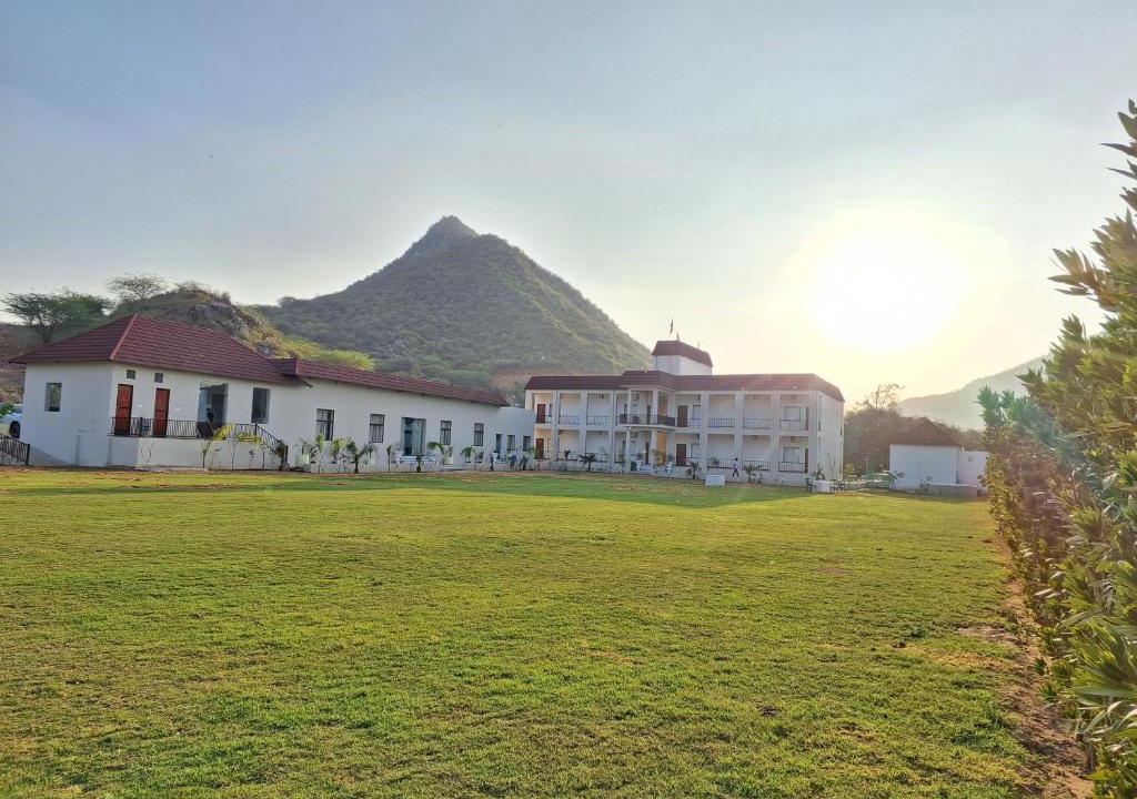 Pushkar Resort | Orchard Hills Resorts