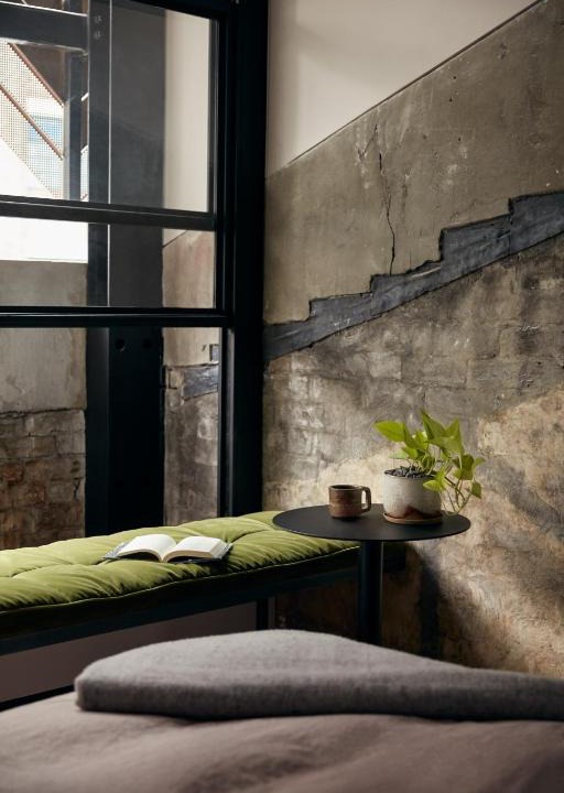 Surry Hills Hotel | Paramount House Hotel