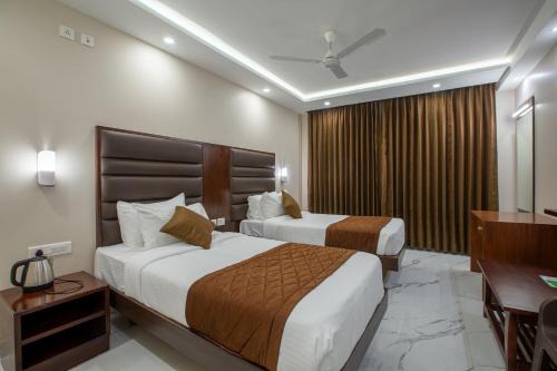 Lalgudi Hotel | PARKKAVAN TOWERS