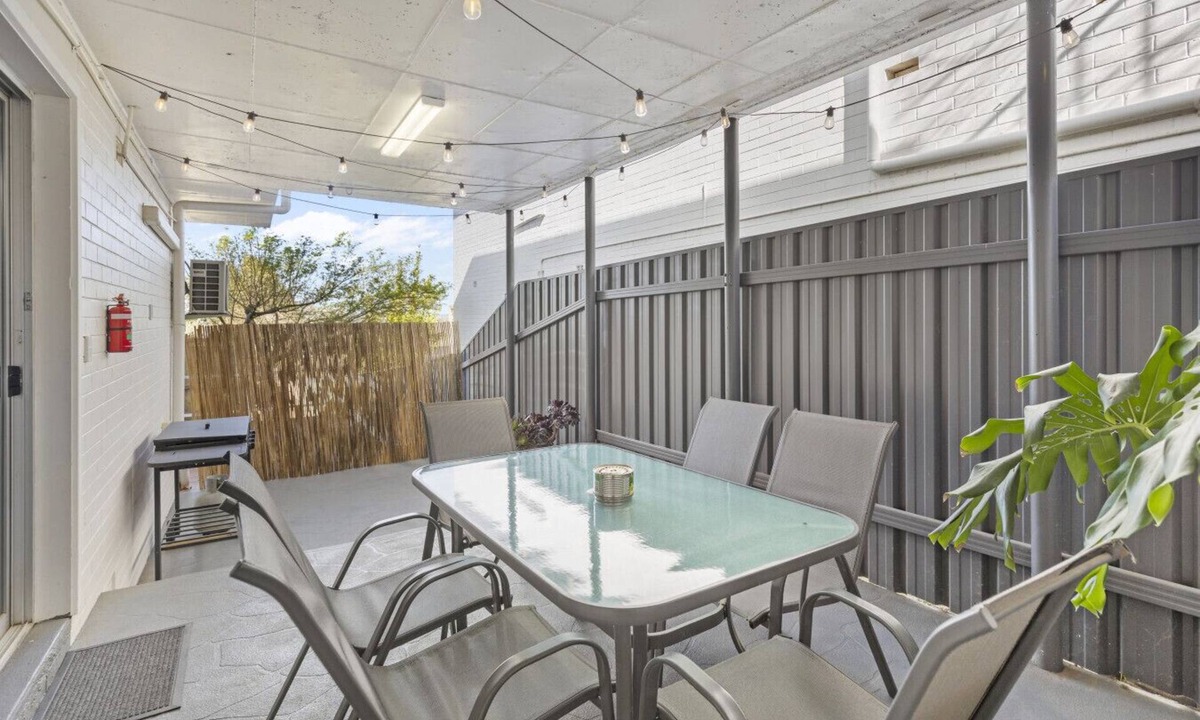 Kooringal Apartment | Patio with BBQ | Festoon Lights | Full Kitchen