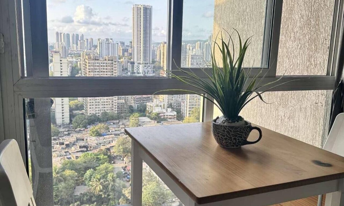 Malad East Apartment | PixieStays Magnolia View Malad East