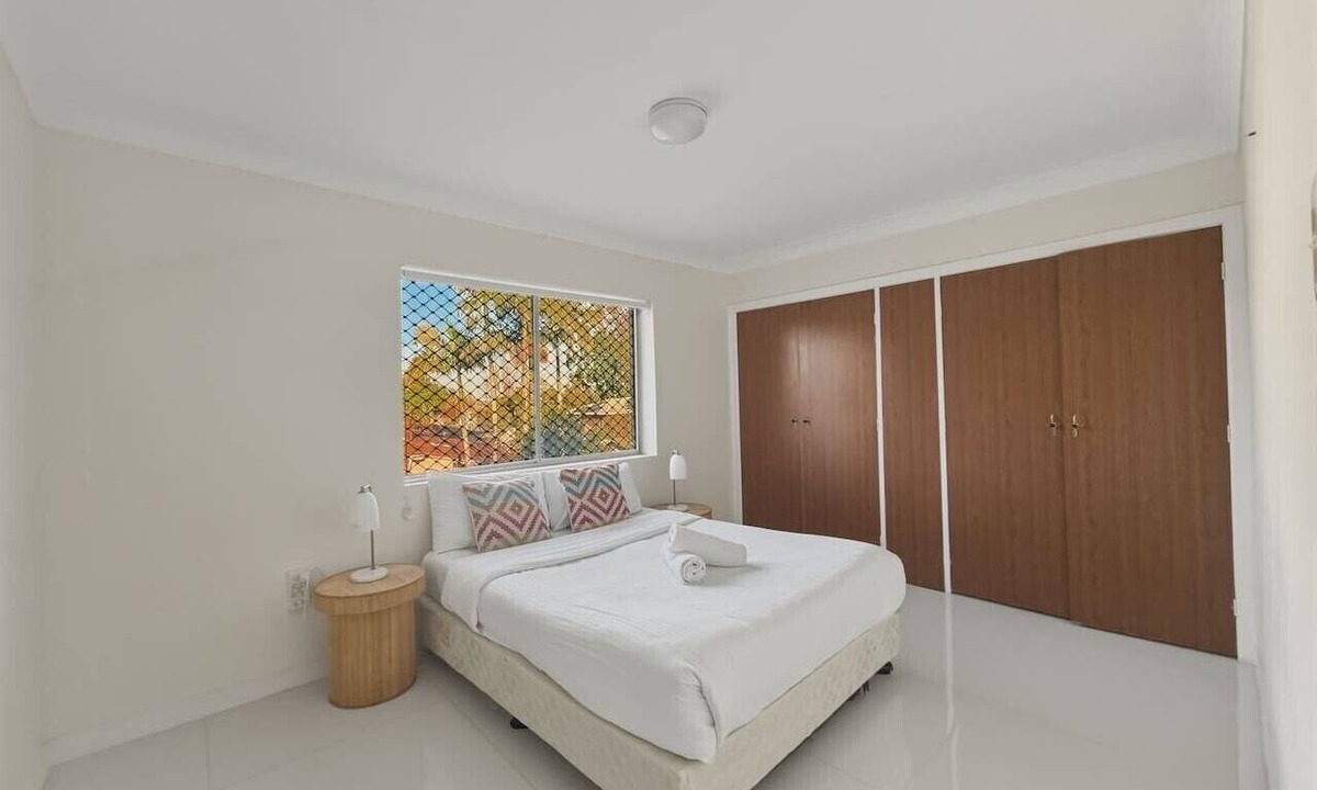 Robertson House | Practical 2BR Stay at a Great Price Well-Located