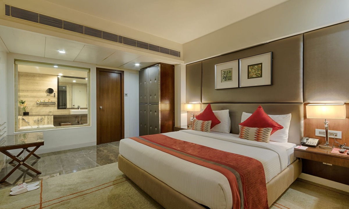 Vijayawada Hotel | Quality Hotel D V Manor