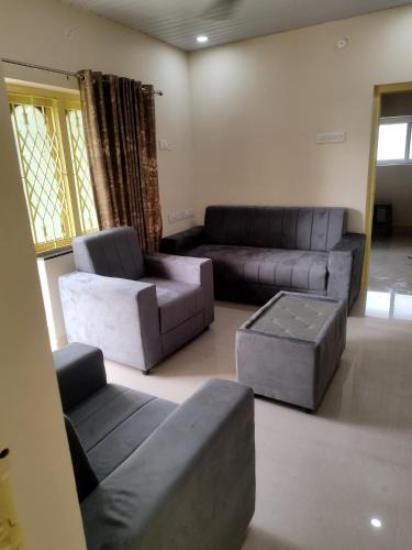 Visakhapatnam Apartment | Rahuls Guest House & Service Apartment Near passport Off Muralinagar