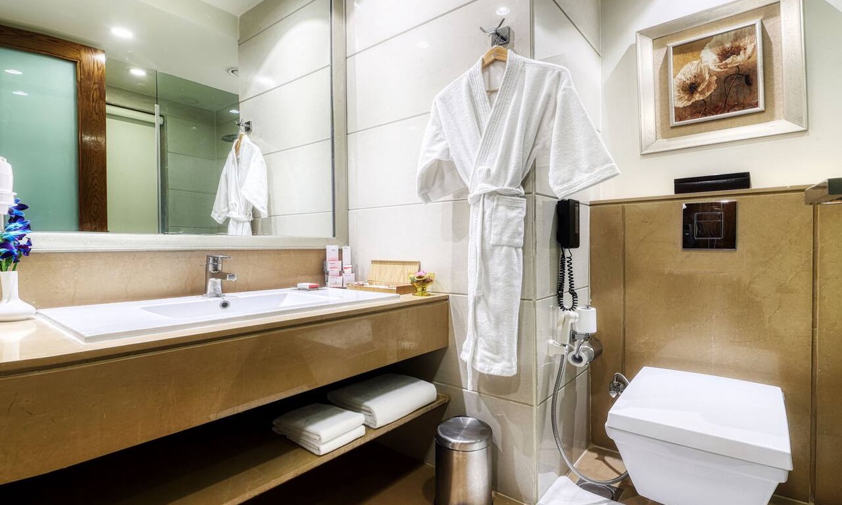 Sushant Lok Hotel | Ramada by Wyndham Gurgaon Central