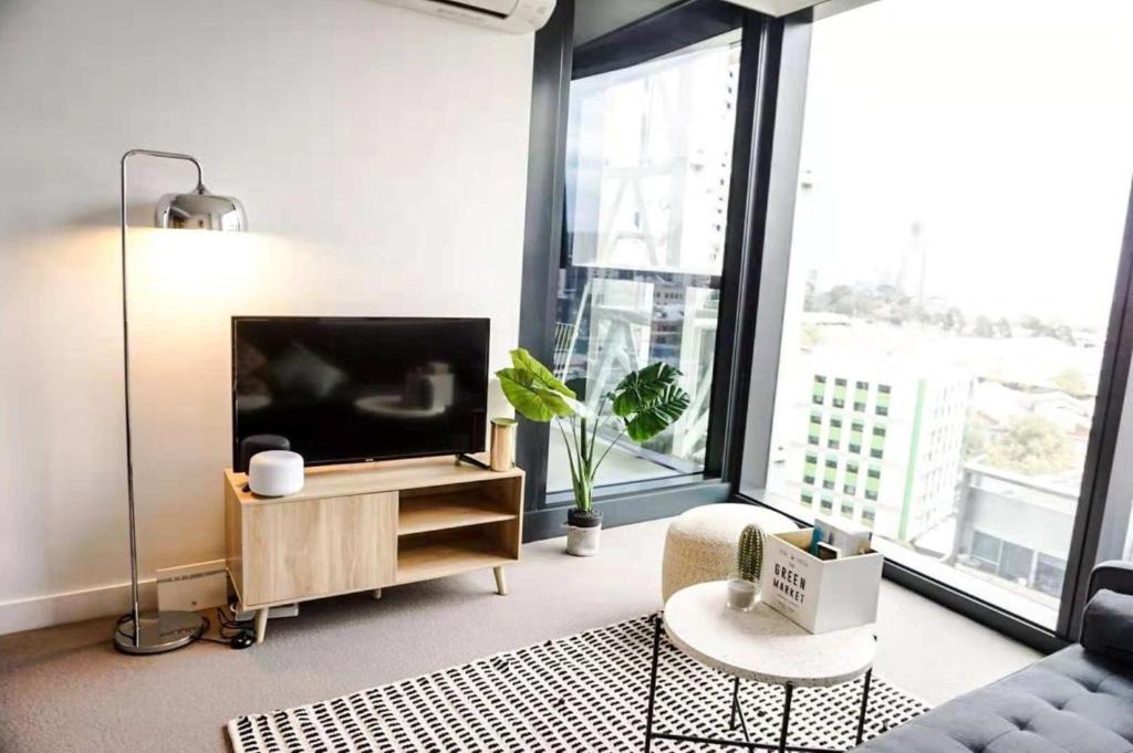 Carlton South Apartment | Readyset Swanston Central Melbourne