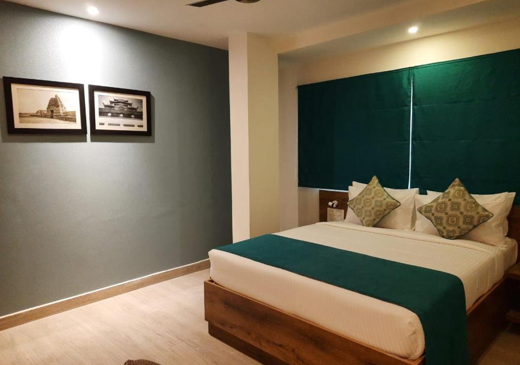 Koramangala Hotel | Regenta INN Grand Koramangala by Royal Orchid Hotels