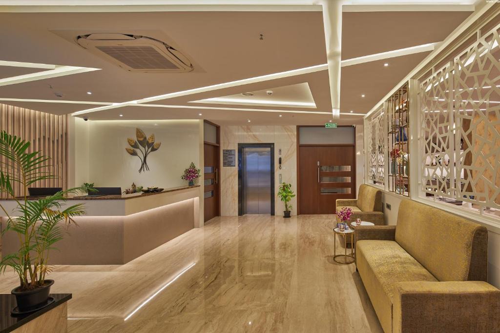 Agara Hotel | Regenta Inn Grand-ORR, Mahadevapura