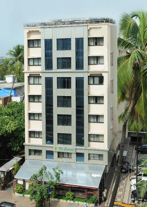 Airport Area Hotel | Regenta Place The Emerald
