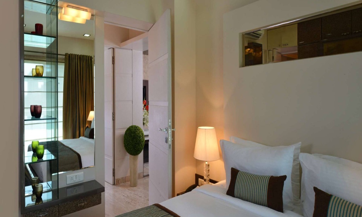 Malad West Hotel | Residency Sarovar Portico Mumbai