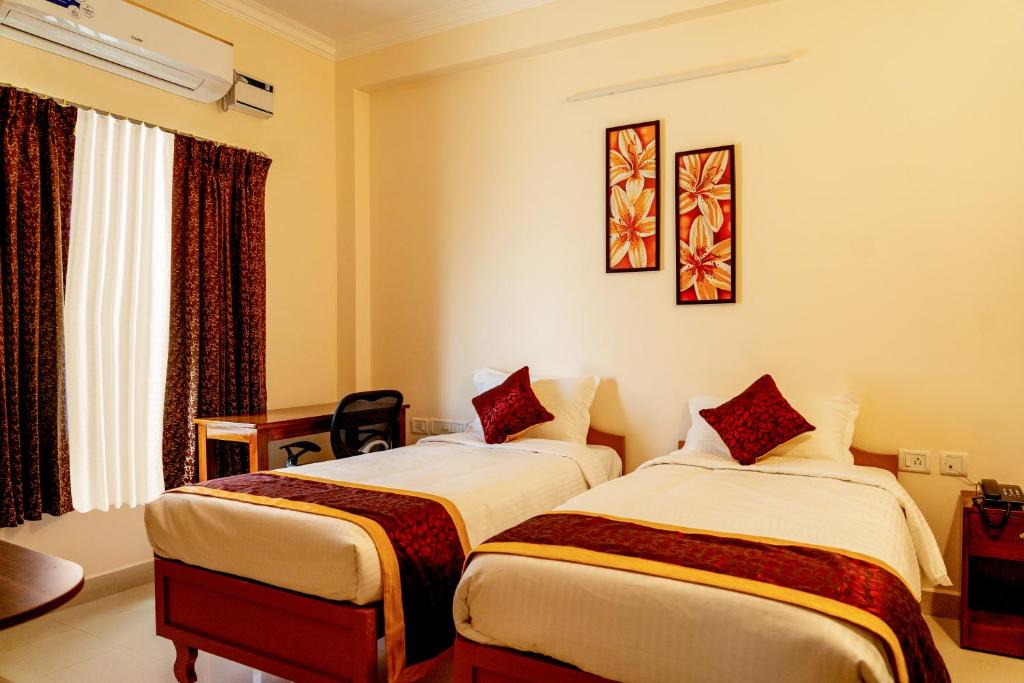 Urapakkam Hotel | Revostay Royel by Crossway