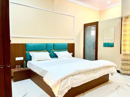 Orchha Hotel | Ronak homestay