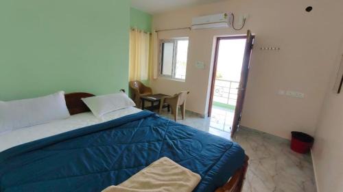 Kuilapalayam Hotel | Ronazio Beach View Residency