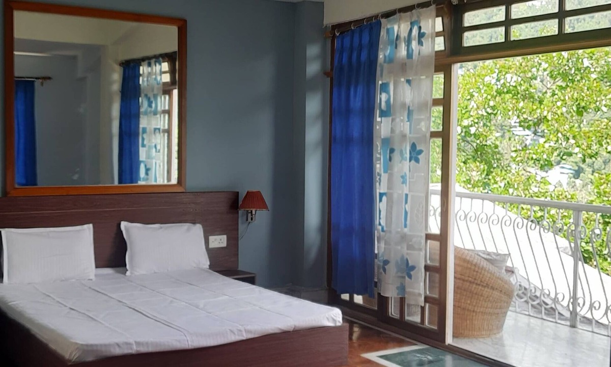 Gangtok Hotel | Ronglyang Lotus Villa Homestay (Near MG Road)