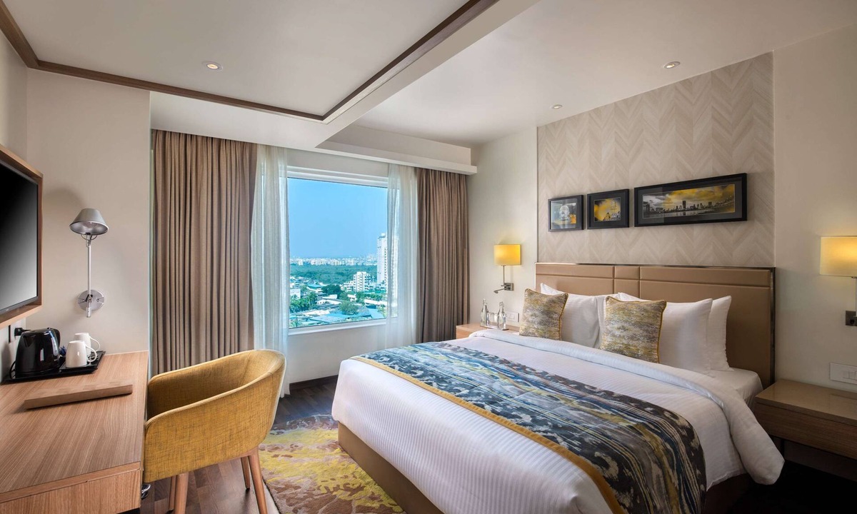 Dahisar East Hotel | Royal Hometel Suites Dahisar Mumbai
