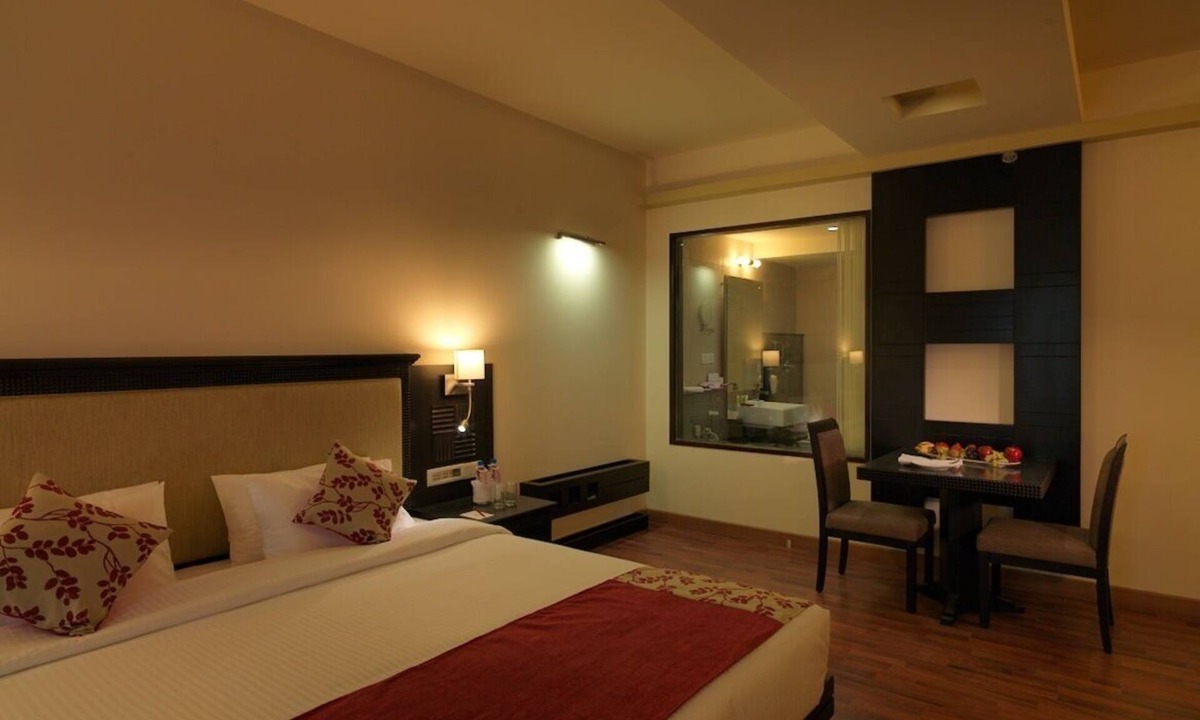 Shimoga Hotel | Royal Orchid Central