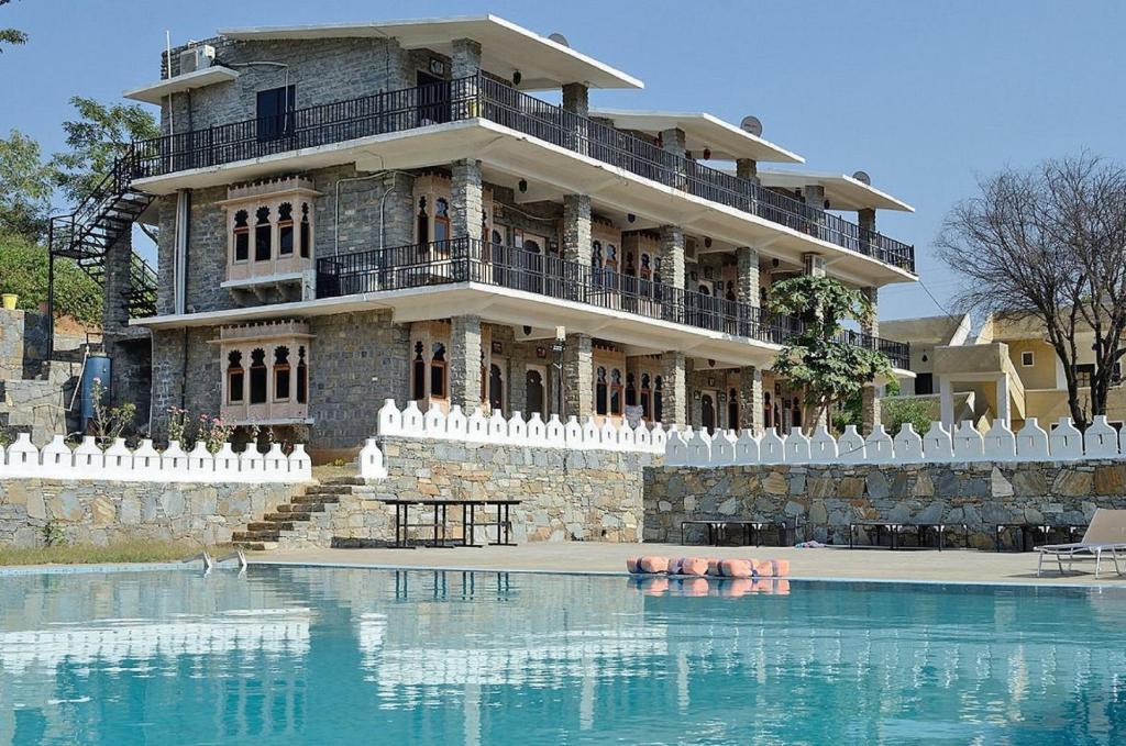 Sadri Resort | Sada Nira Resort ,Kumbhalgarh Rajasthan