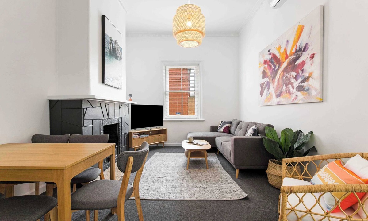 Glenelg South House | 'Salty Pines' Heritage Bluestone Bungalow, Steps to Glenelg's Cafes & Beach