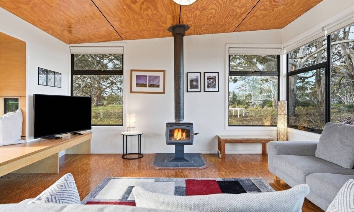 Swansea House | Sanctuary View Escape